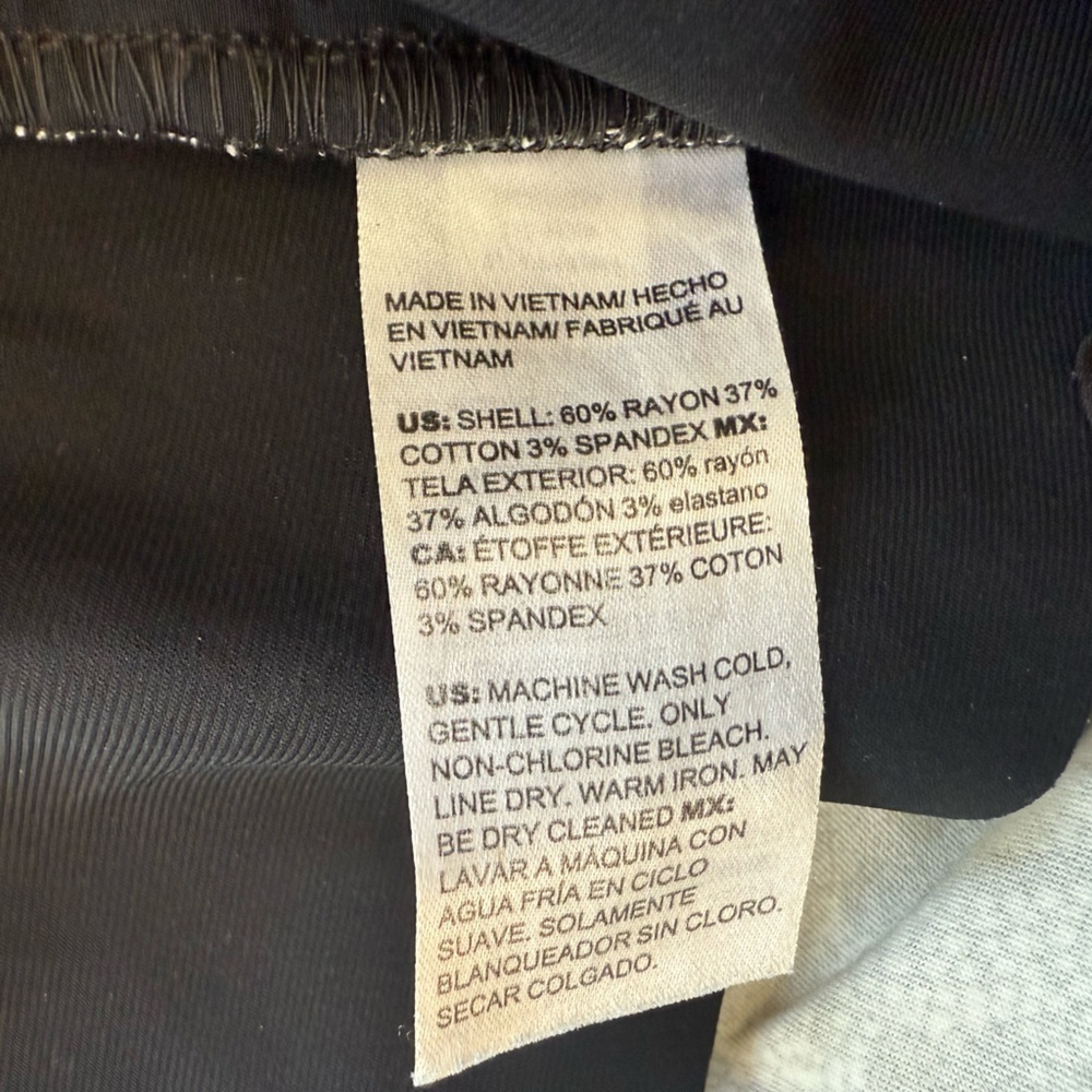CHICOS ladies, black elastic waist pants, US size 6, excellent condition - Picture 9 of 12